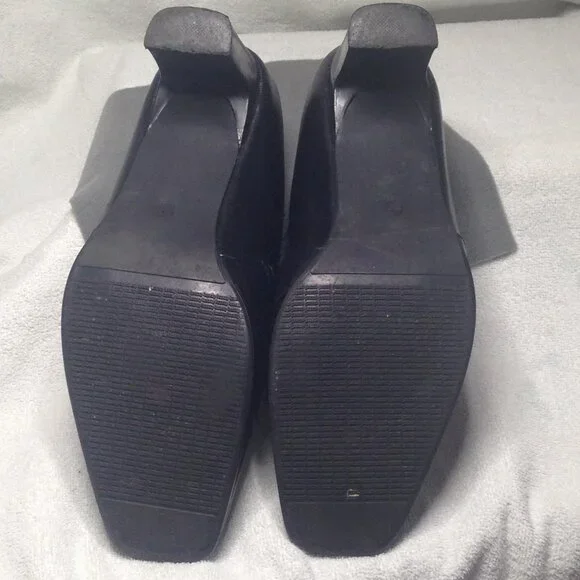 George Shoes - Picture 2 of 2